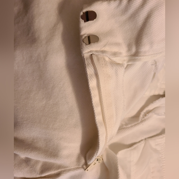 Rafaella Woman's Curvey Fit Flared Bell Bottoms, Size: 8 Color: White - Picture 8 of 16